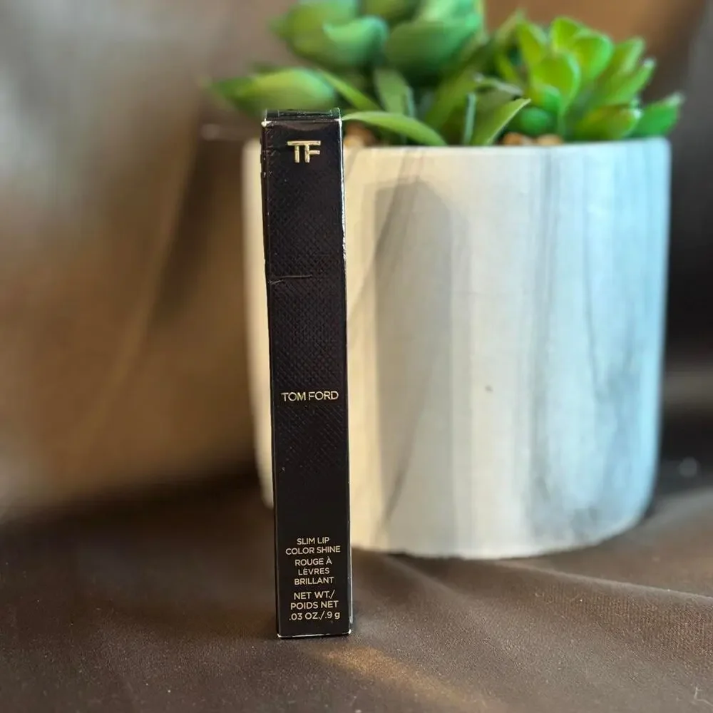 New Tom Ford lipstick in shade Atelier Red 155